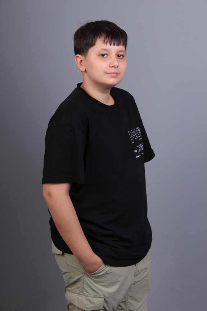 VELİ KAAN K