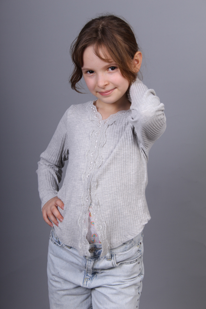 NAZLI İ